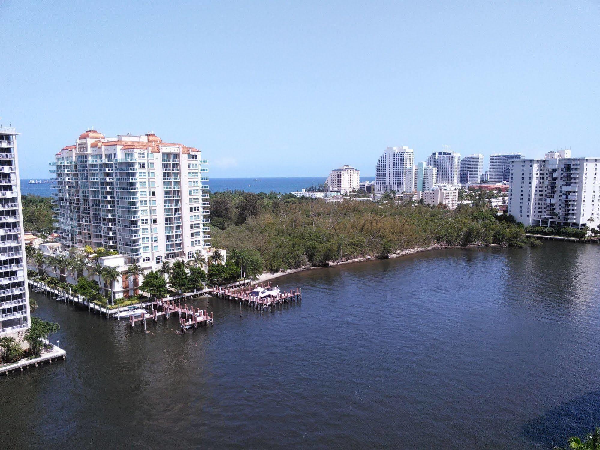 Gallery One Private Condos Fort Lauderdale Exterior photo